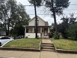 featured image of 39 Leonard St #1