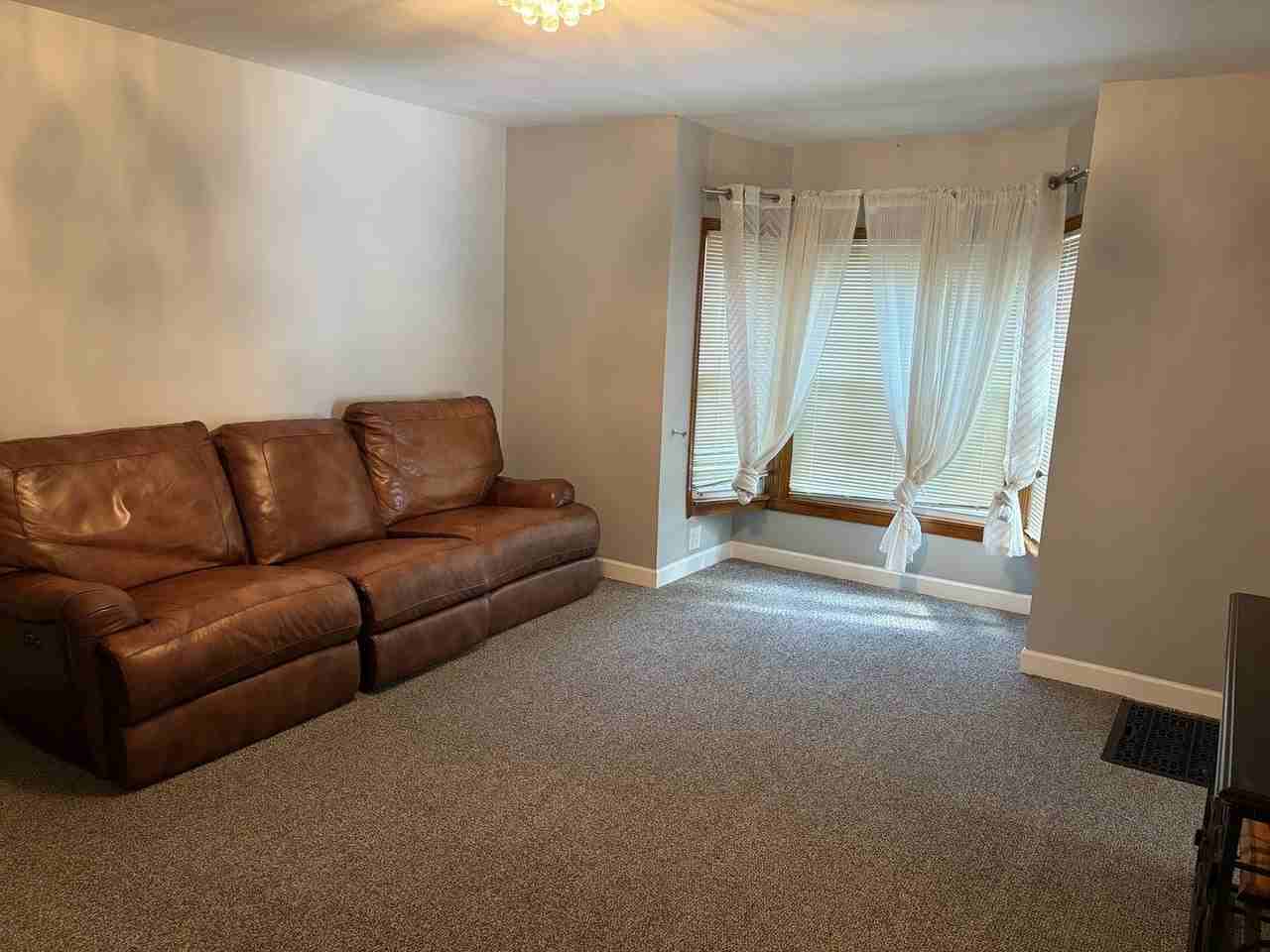 39 Leonard St #1 - Photo 4 of 17
