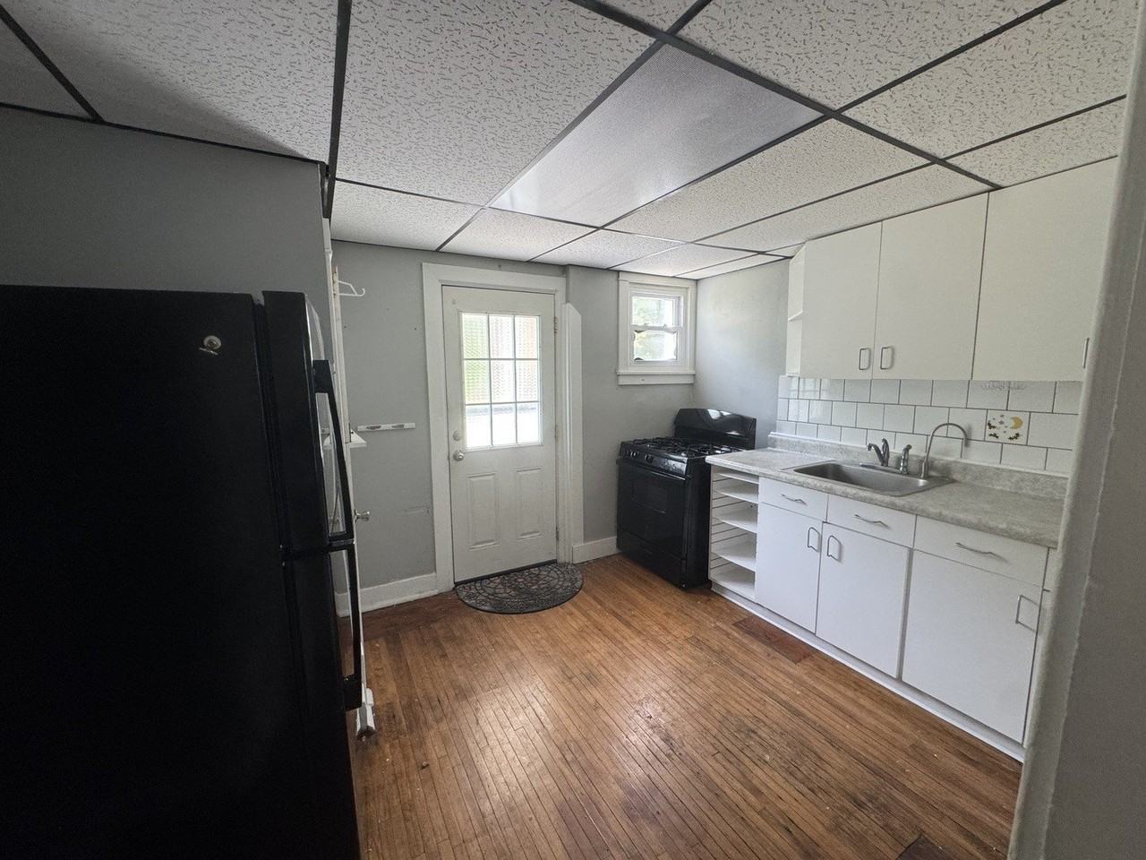 647 Hardin Ave #A - Photo 3 of 12