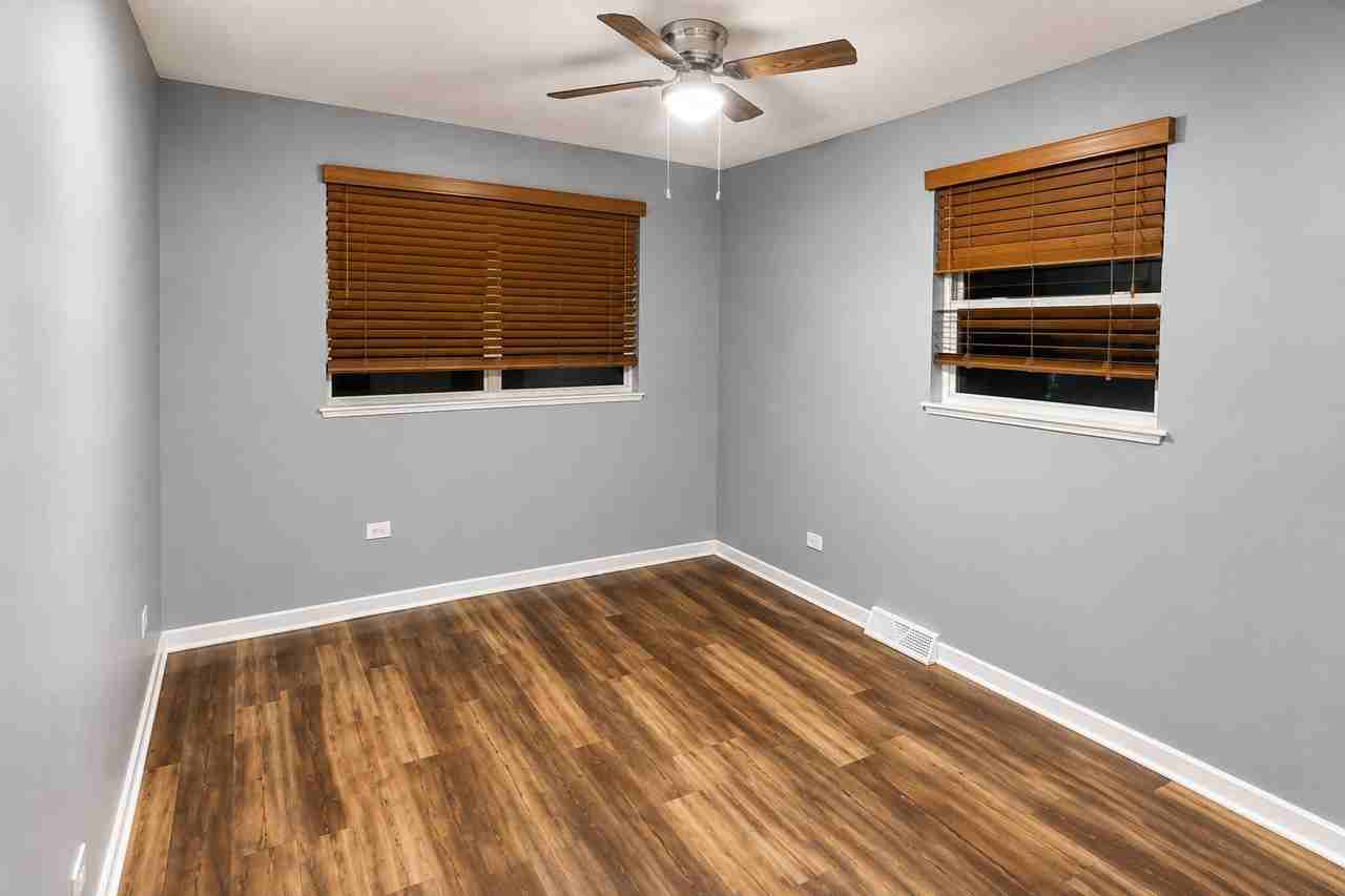 332 W 100th St - Photo 5 of 17