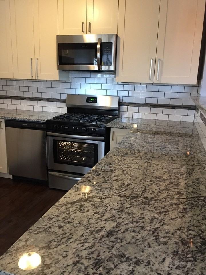 12941 S Saginaw Ave - Photo 5 of 32