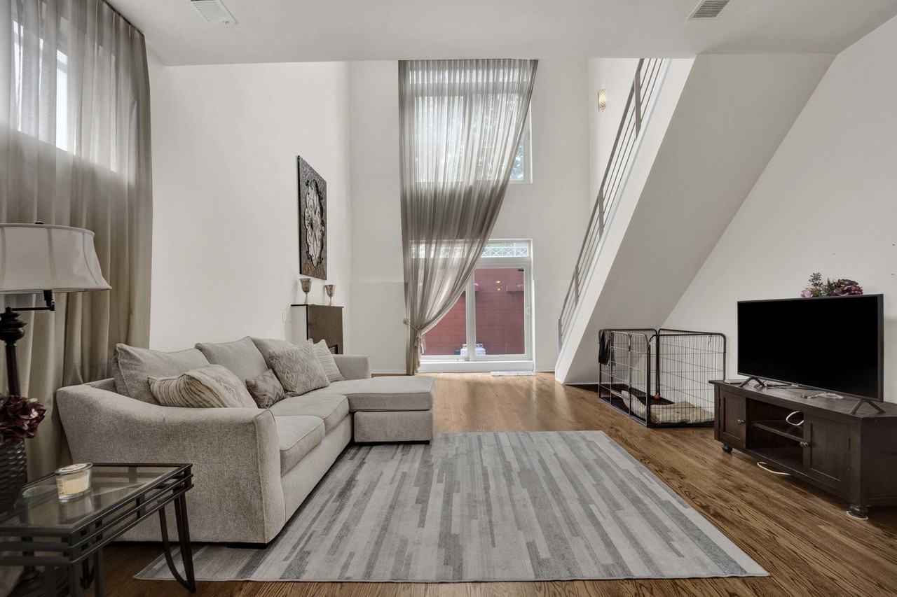 1615 N Campbell Ave #1S - Photo 4 of 29