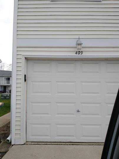489 Meadow Green Ln #489 - Photo 2 of 2