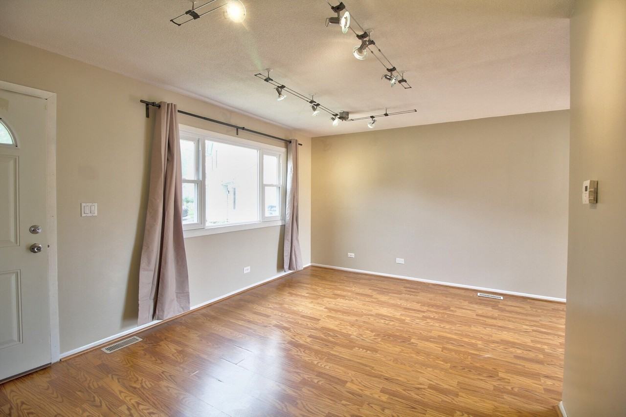 3327 Allspice Ct - Photo 2 of 14