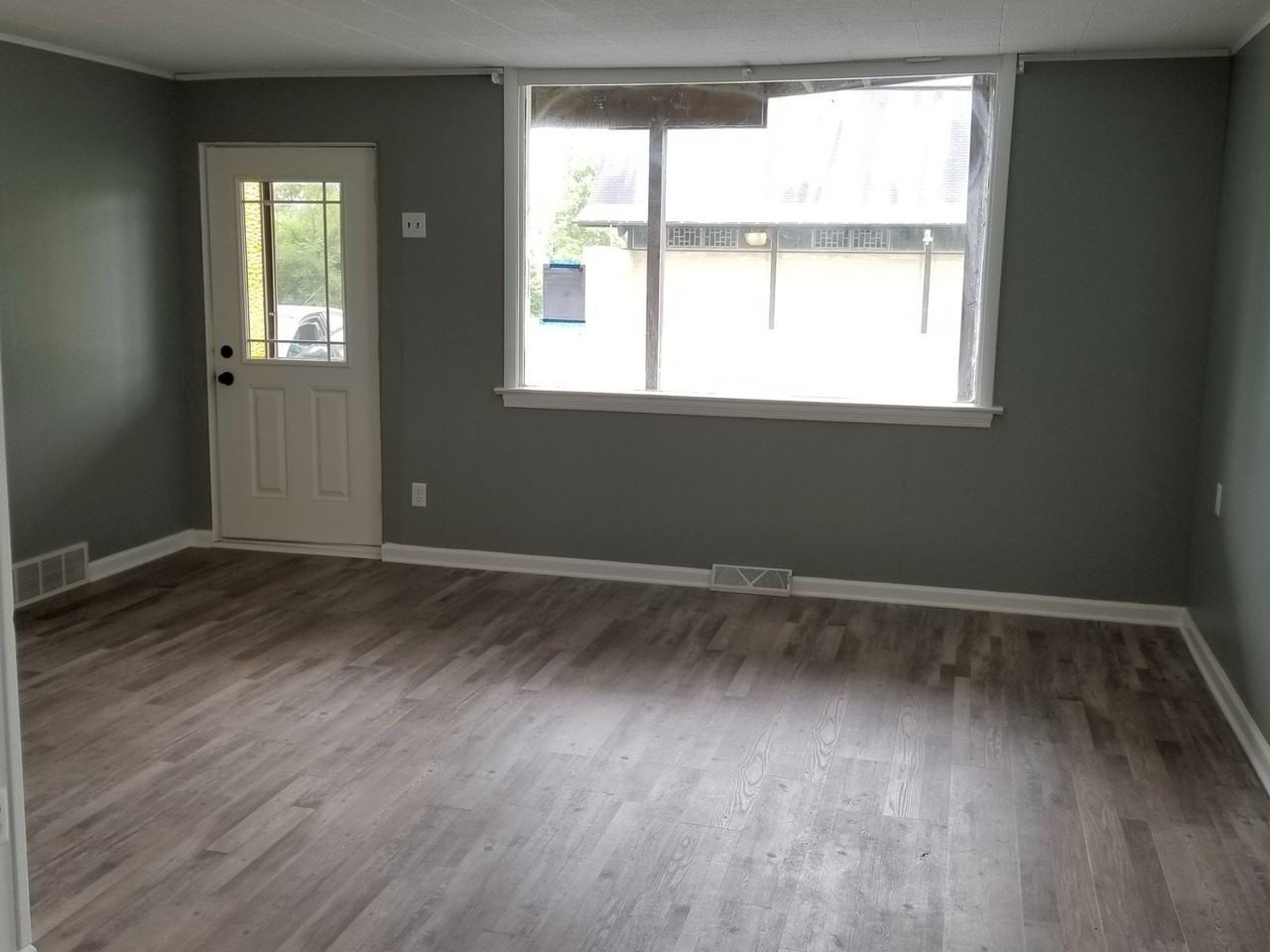 225 Bruce Rd #1 - Photo 2 of 15