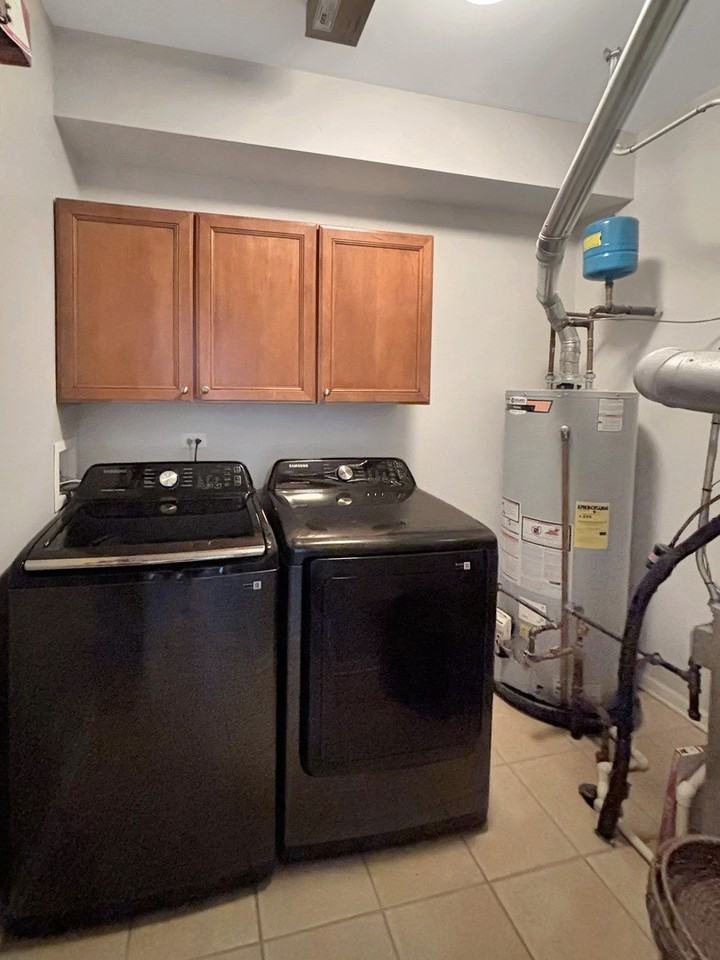2948 Concord Ln - Photo 5 of 19