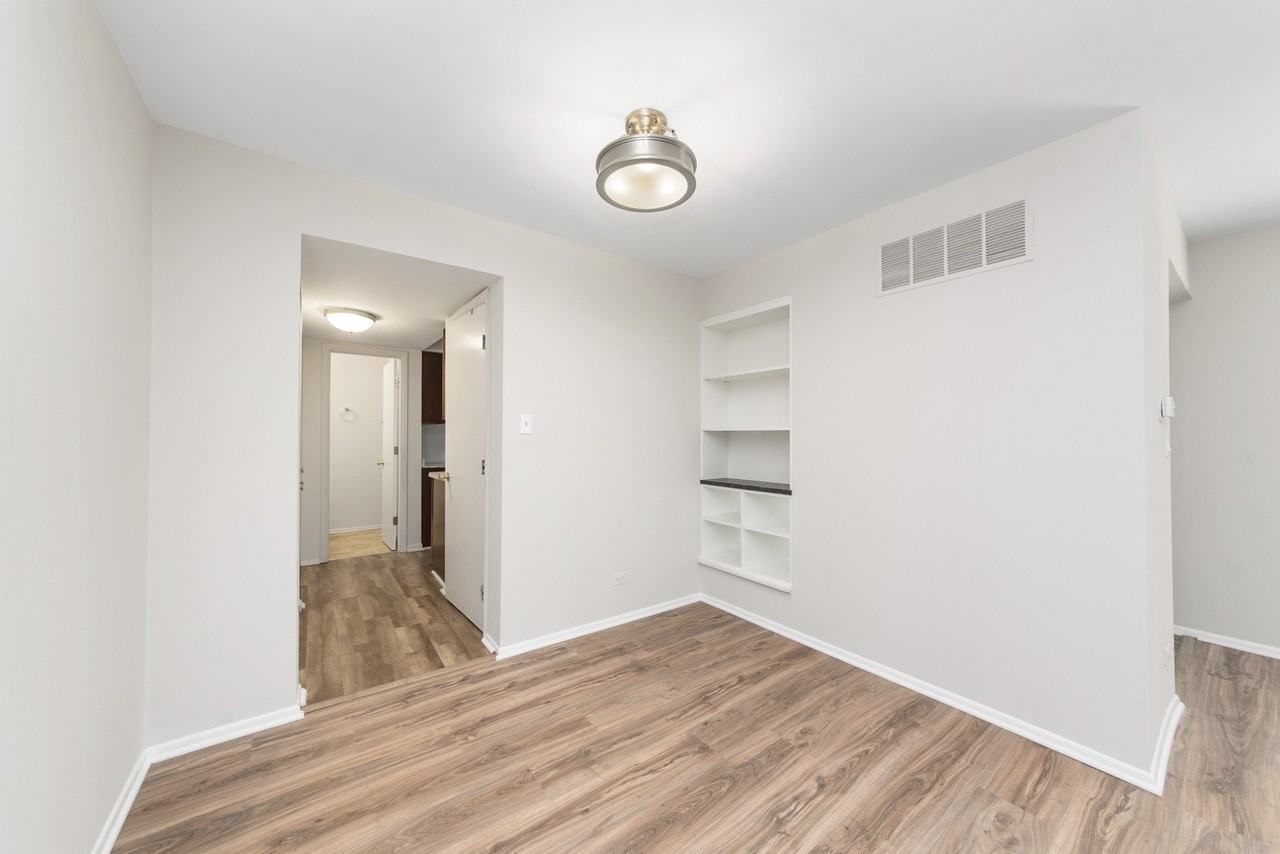 7346 Country Creek Way #8 - Photo 6 of 19