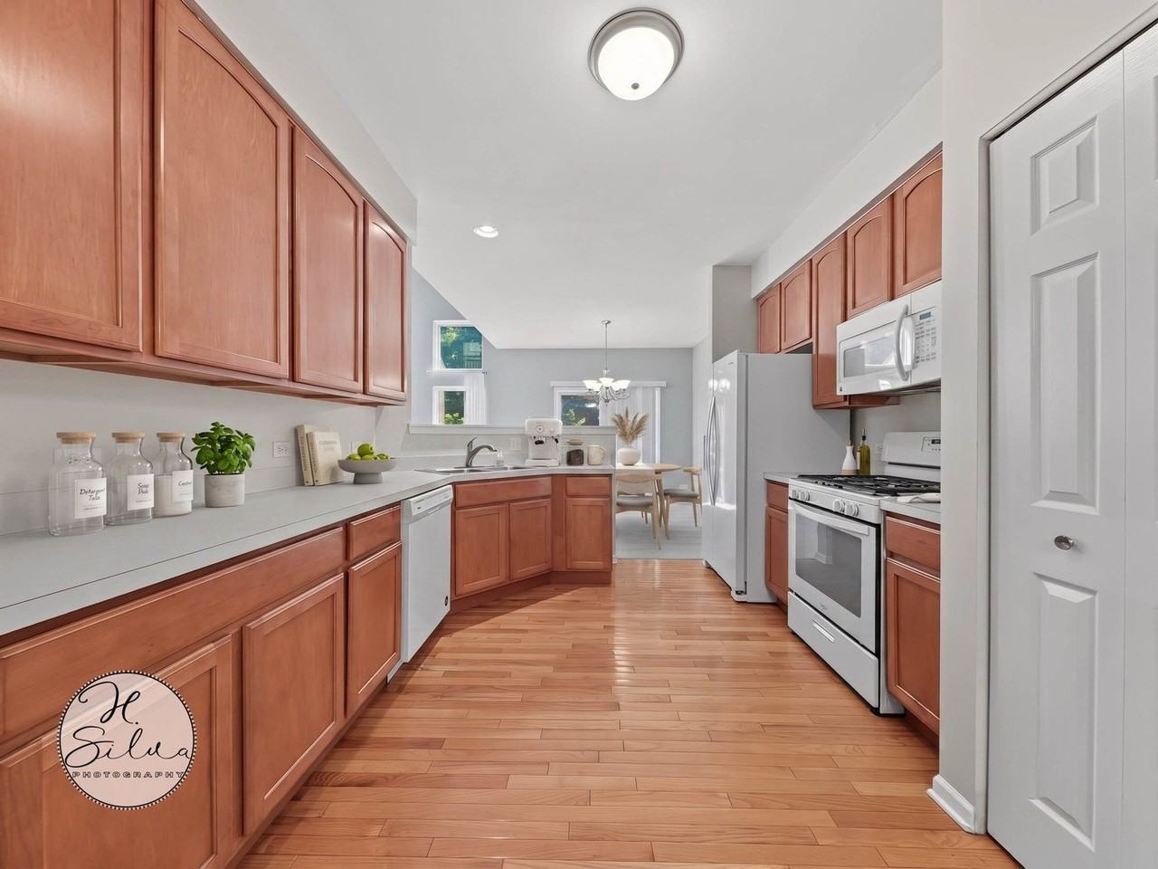 3190 Ronan Dr - Photo 2 of 22