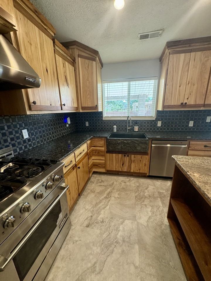 1345 Agate Rd #1 - Photo 4 of 43