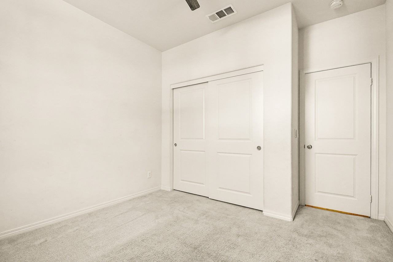 29752 Wolf Glen Ct #1 - Photo 6 of 27