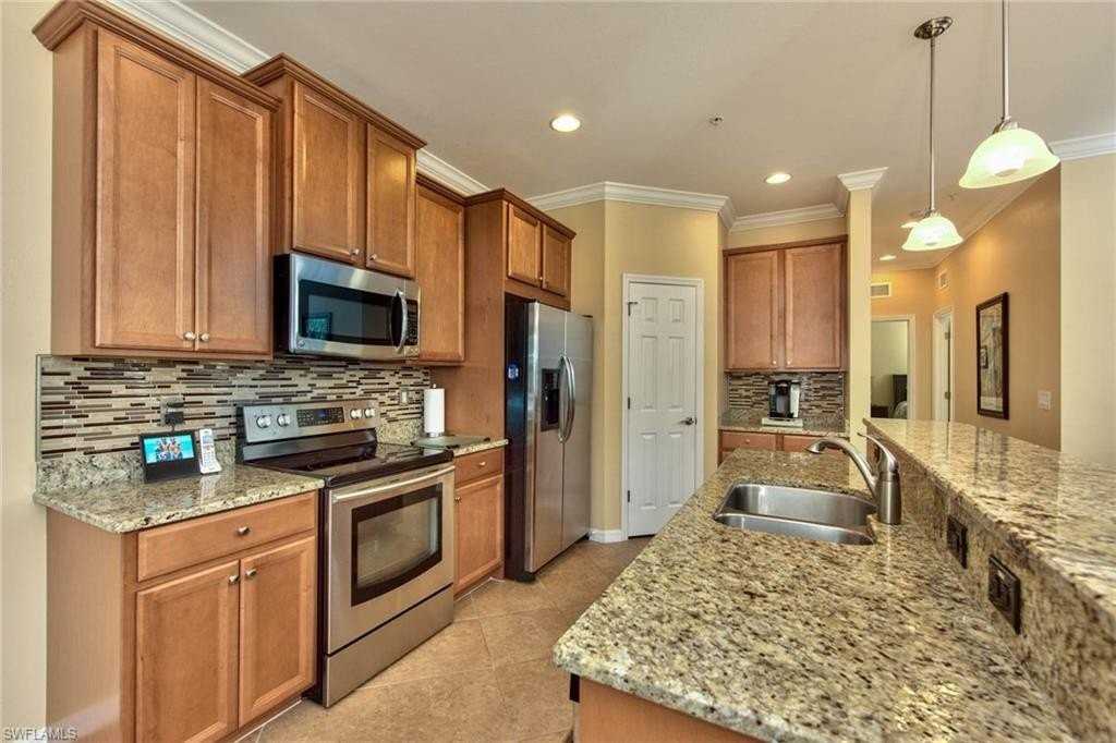 23430 Alamanda Dr #201 - Photo 3 of 19