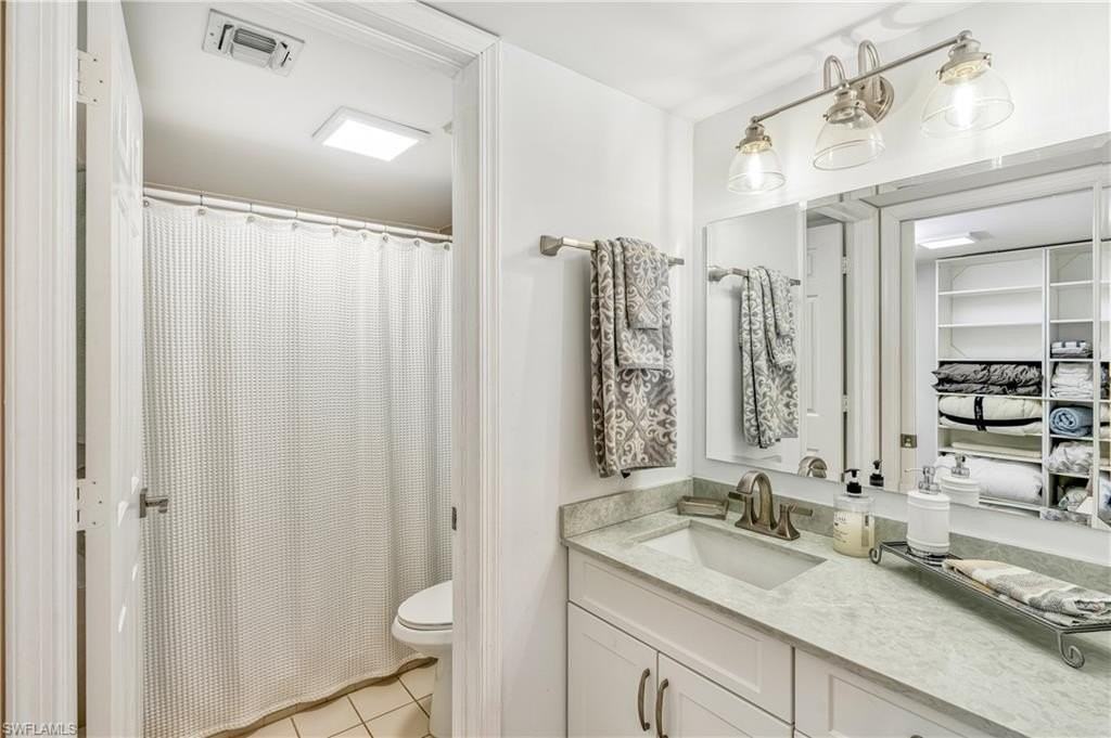 3001 Sandpiper Bay Cir - Photo 7 of 13