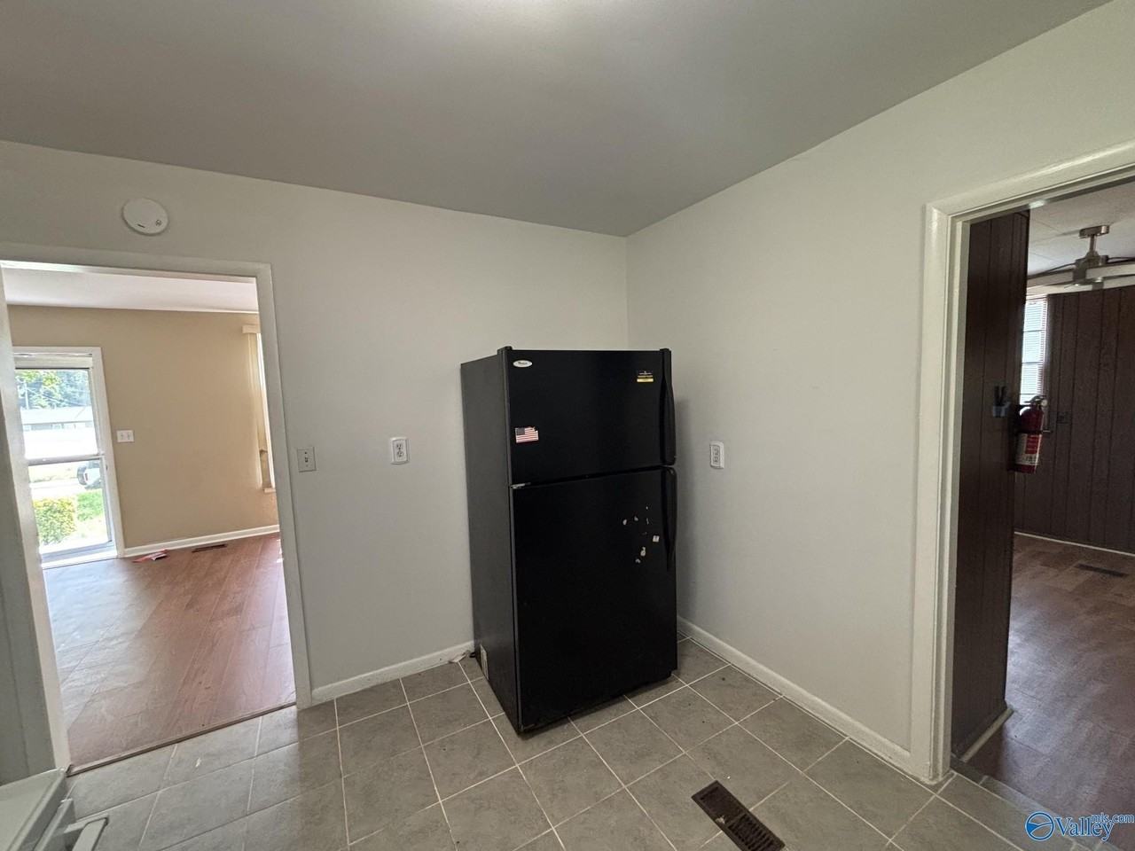 3907 Memorial Pkwy Nw - Photo 6 of 15