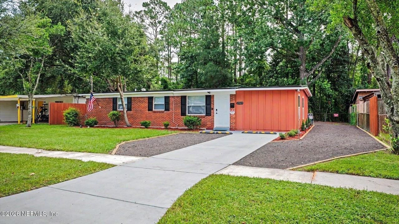 2909 Lauderdale Dr E #C1 - Photo 3 of 14
