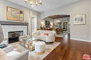 653 S Citrus Ave - Photo 3 of 8