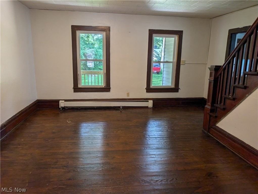 339 Harris St - Photo 7 of 50