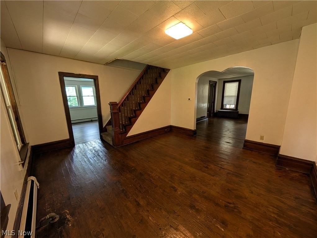 339 Harris St - Photo 5 of 50
