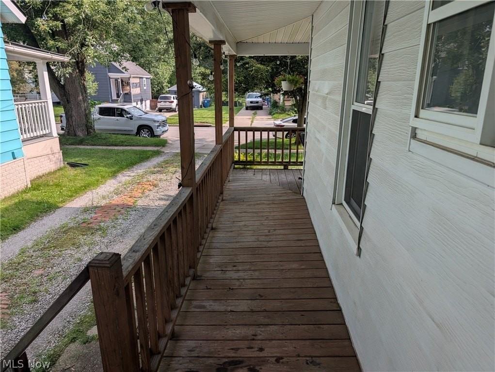 339 Harris St - Photo 4 of 50