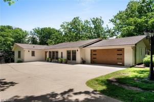 featured image of 685 Sunnyside Rd