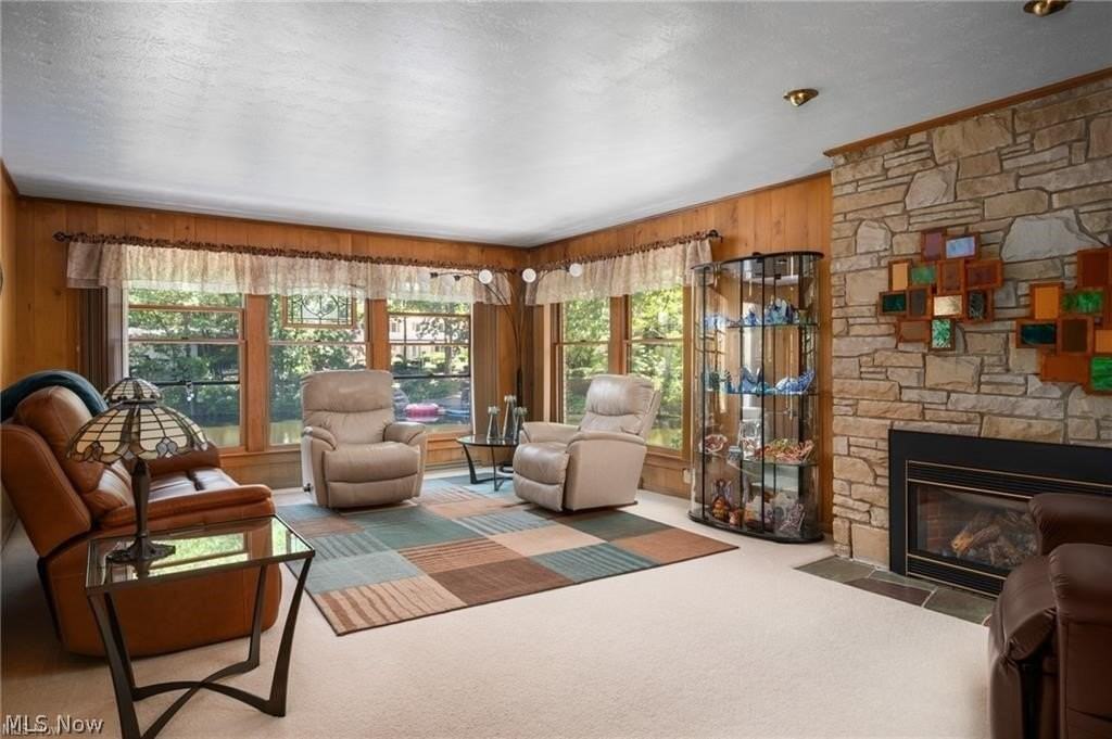 685 Sunnyside Rd - Photo 4 of 50
