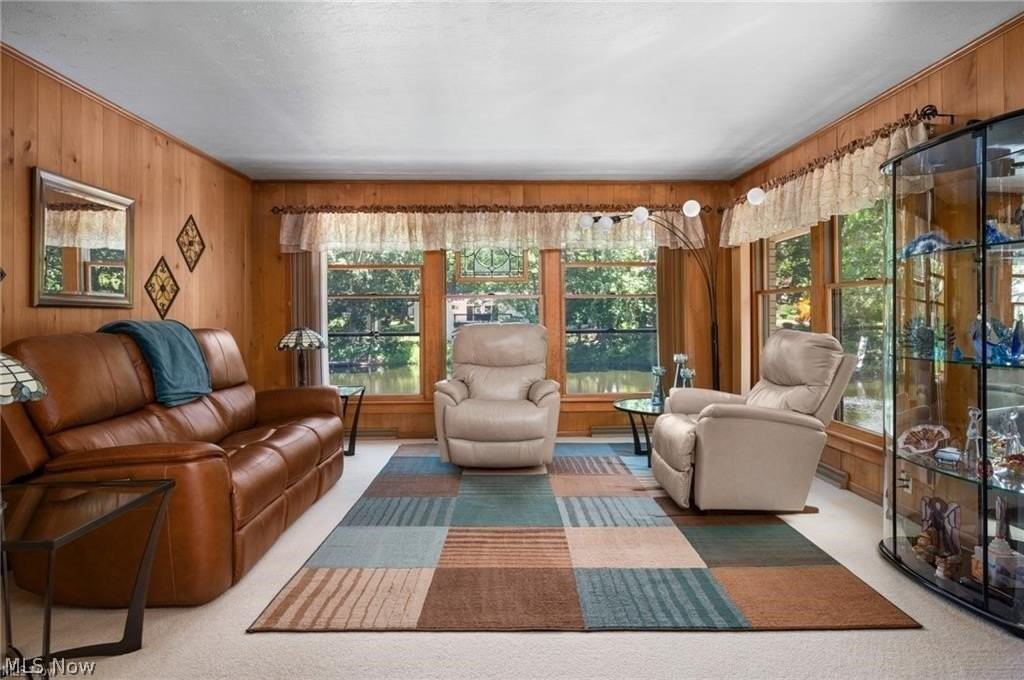685 Sunnyside Rd - Photo 5 of 50