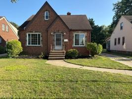 featured image of 1211 Tuxedo Ave