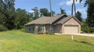 featured image of 44079 Parker Blvd