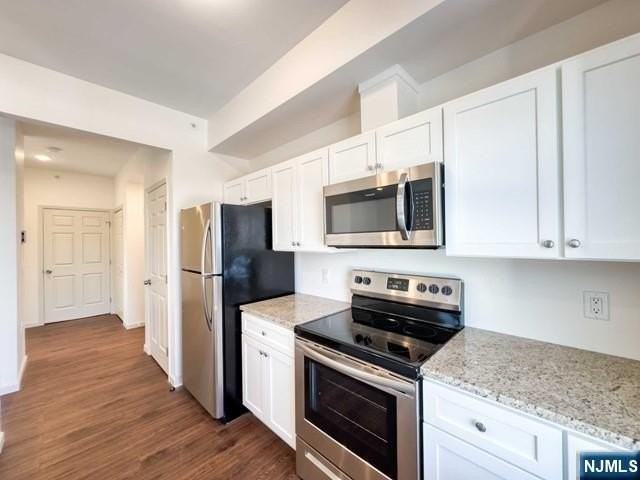 103 Johnson Ave #201 - Photo 3 of 11
