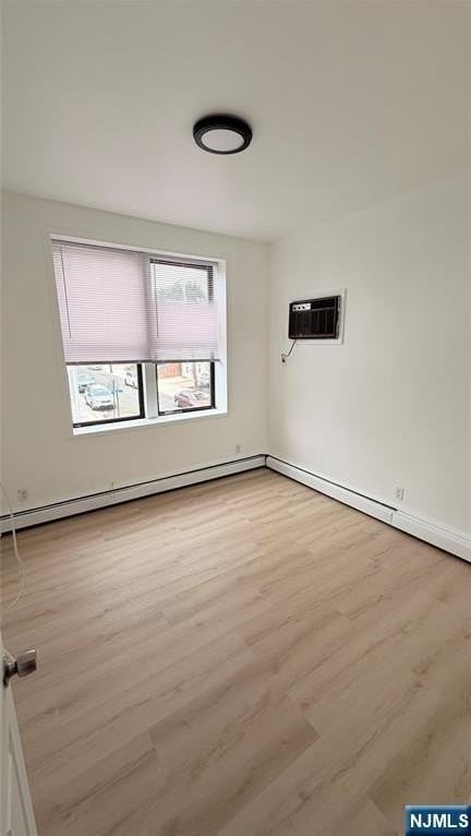 599 60th St - Photo 4 of 5