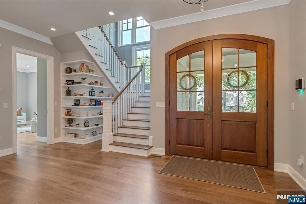 4 Brookview Ct - Photo 2 of 38