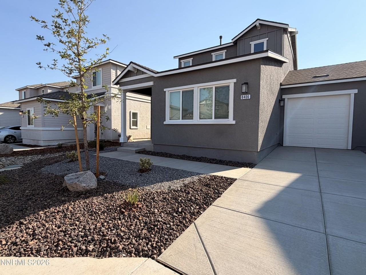8406 Vermilion Dr - Photo 2 of 22