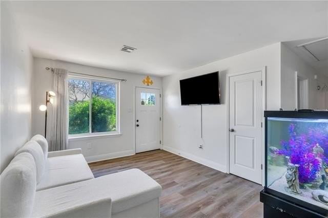 1300 Nursery Pl - Photo 4 of 14