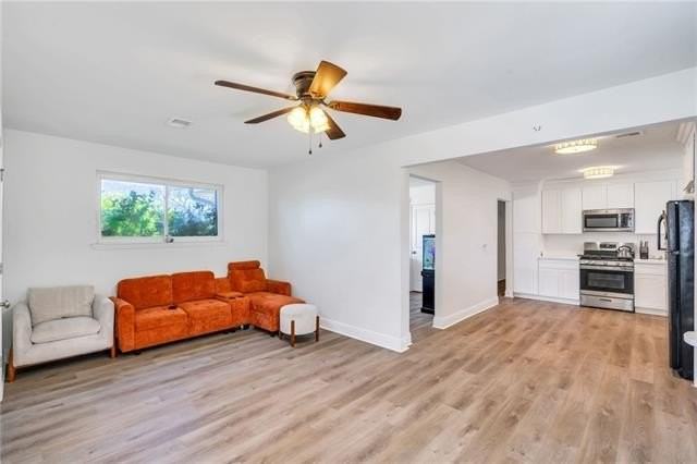 1300 Nursery Pl - Photo 7 of 14