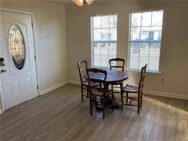 6010 Baccich St - Photo 2 of 10