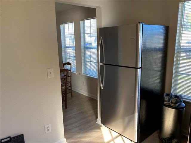 6010 Baccich St - Photo 5 of 10