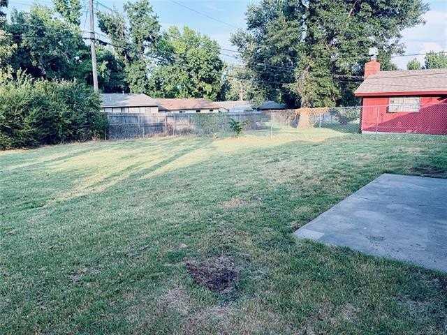 18529 E 3rd St - Photo 2 of 17