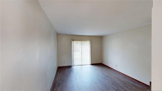 18529 E 3rd St - Photo 6 of 17