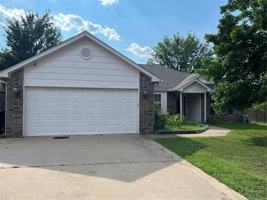featured image of 11704 S Gum Ave