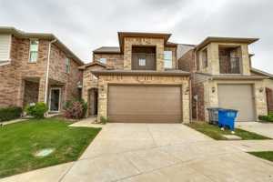 featured image of 336 Austin Ave