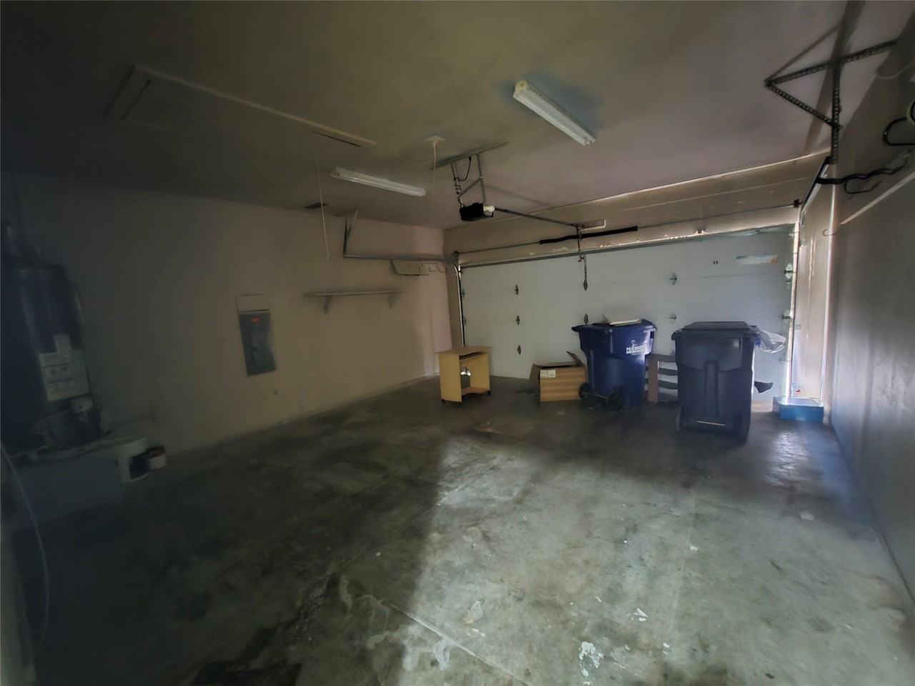 9201 Popes Creek Ct - Photo 3 of 17