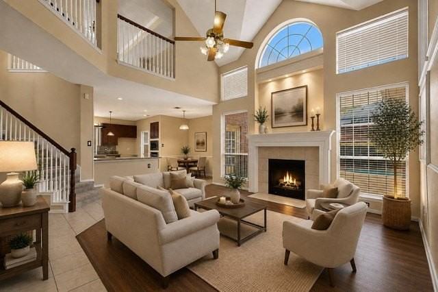 7217 Randall Way - Photo 3 of 38