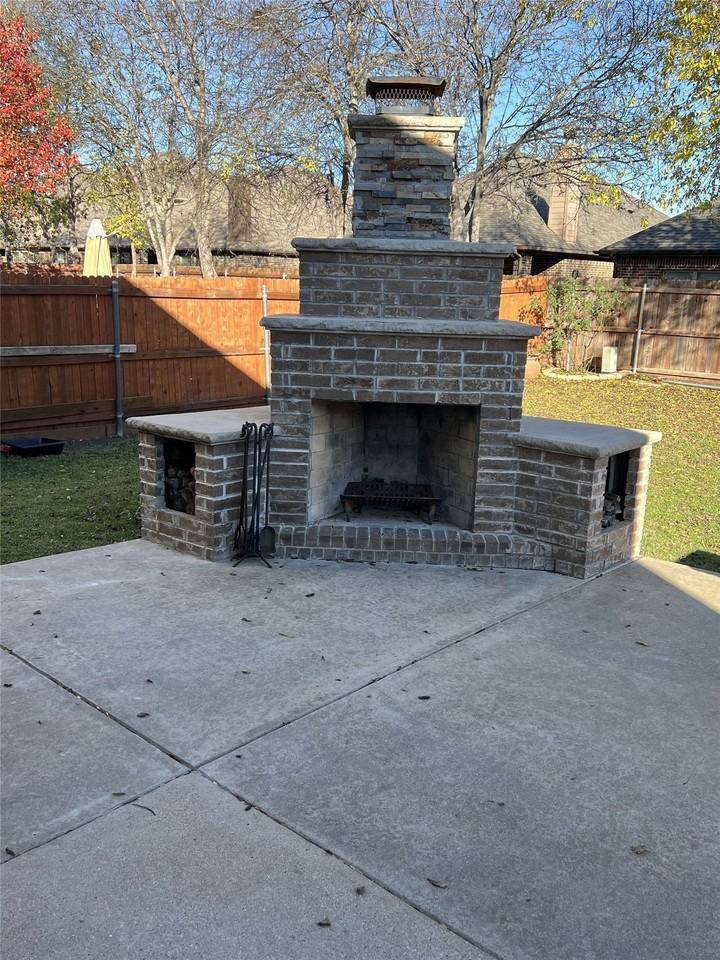 12836 Cedar Hollow Dr - Photo 2 of 21