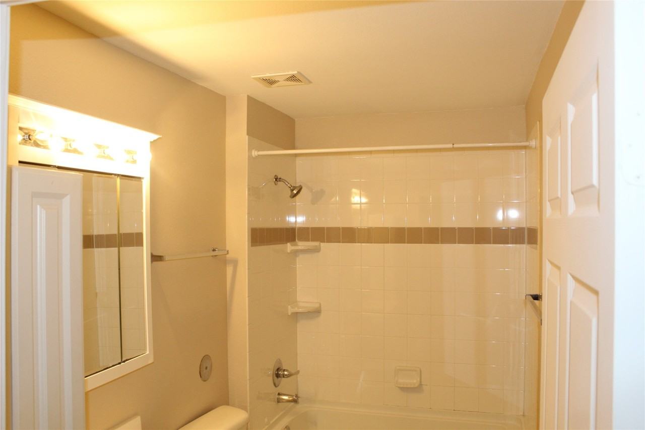 2617 Raintree Dr - Photo 7 of 11