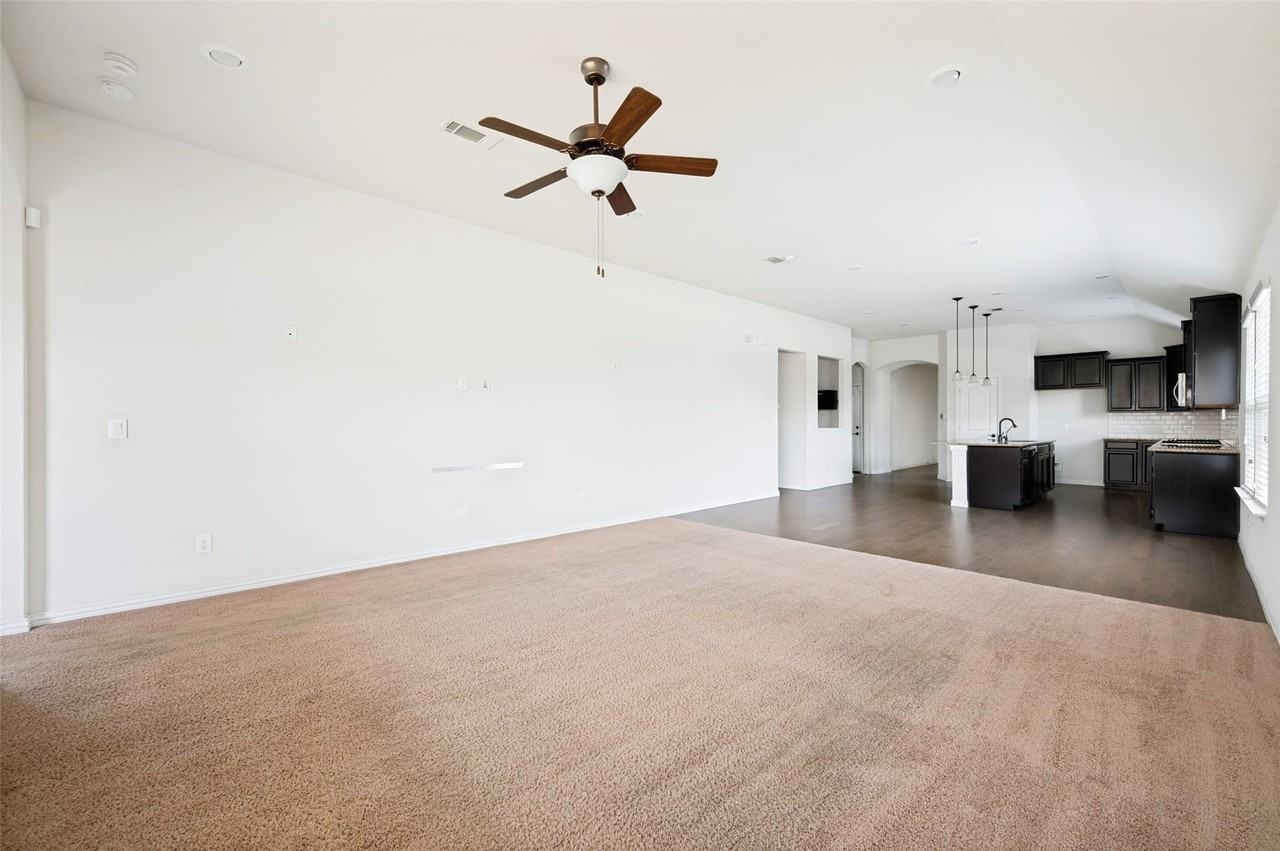 432 Keel Ln - Photo 4 of 22
