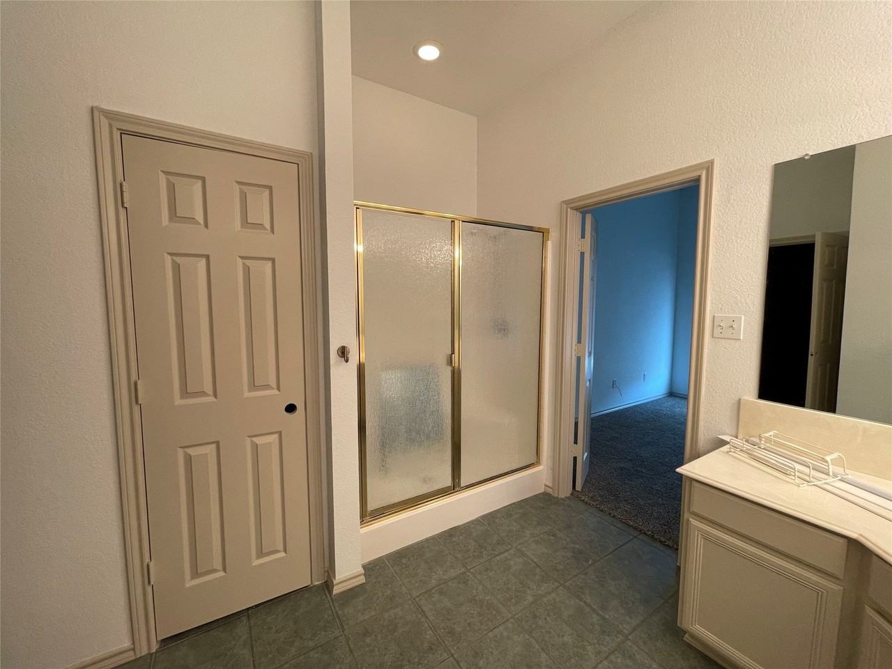 6030 Bentwood Dr - Photo 5 of 23