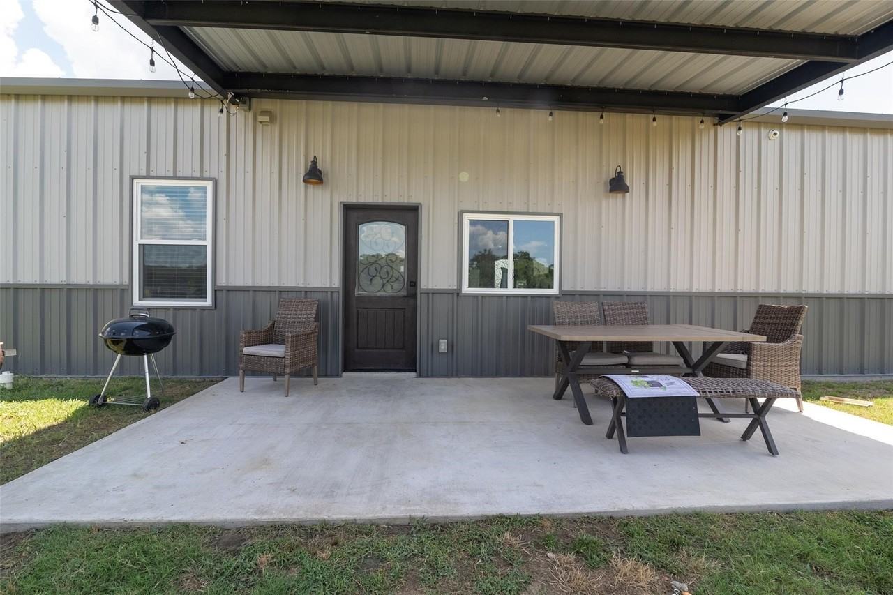 2244 County Road 3303 - Photo 6 of 22