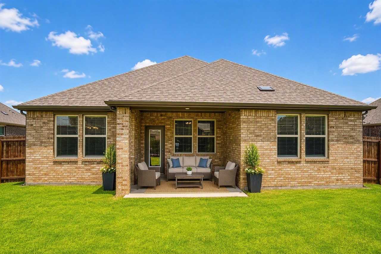 2913 Faro Rd - Photo 4 of 36