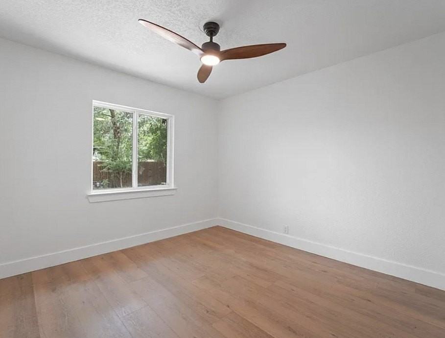 10746 Cotillion Dr - Photo 6 of 27