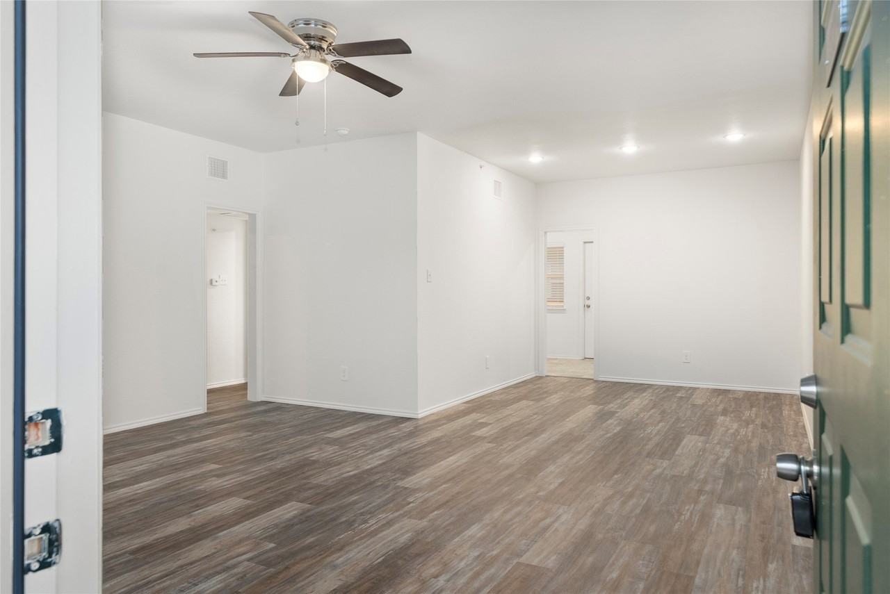 11232 Park Central Pl #C - Photo 2 of 23