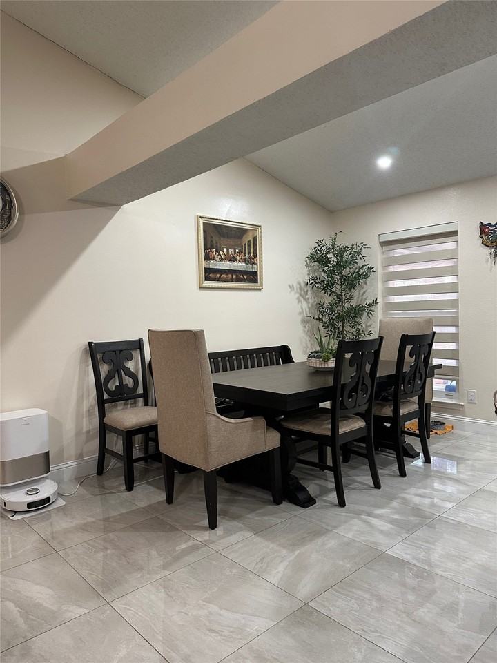 6217 Firebird Dr - Photo 2 of 20